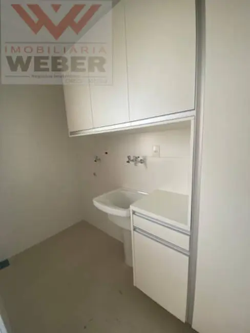 Casa com 3 quartos à venda, 300m2 em Centro, Sorocaba - SP - imagem 8 Foto 8 de Casa com 3 quartos à venda, 300m2 em Centro, Sorocaba - SP
