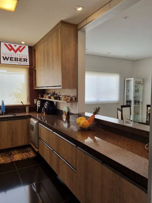 Foto 6 de Casa com 3 quartos à venda, 1600m2 em Centro, Aracoiaba Da Serra - SP