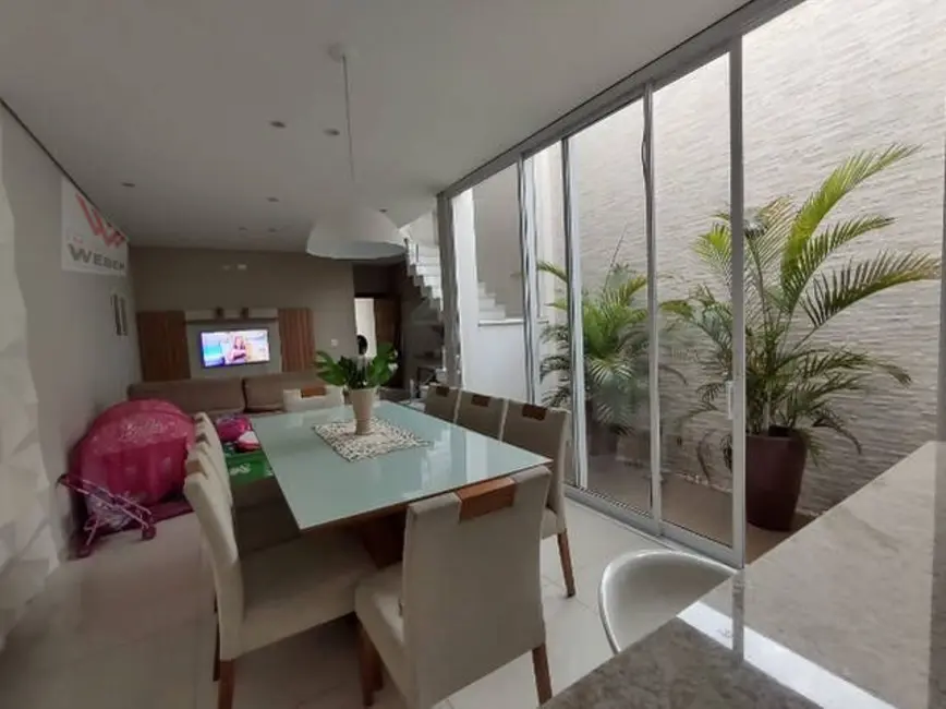 Casa com 3 quartos à venda, 150m2 em Jardim Maria do Carmo, Sorocaba - SP - imagem 6 Foto 6 de Casa com 3 quartos à venda, 150m2 em Jardim Maria do Carmo, Sorocaba - SP