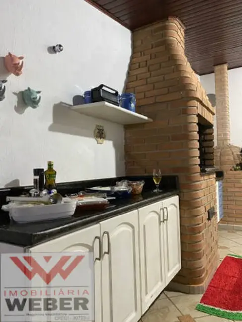 Sobrado com 4 quartos à venda, 360m2 em Jardim Ibiti do Paço, Sorocaba - SP - imagem 4 Foto 4 de Sobrado com 4 quartos à venda, 360m2 em Jardim Ibiti do Paço, Sorocaba - SP