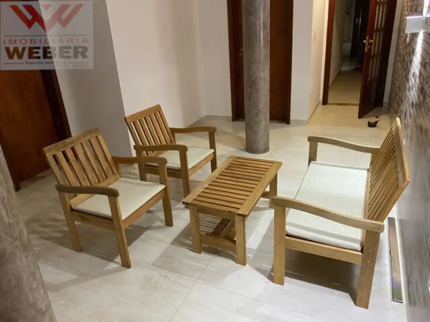 Sobrado com 4 quartos à venda, 360m2 em Jardim Ibiti do Paço, Sorocaba - SP - imagem 9 Foto 9 de Sobrado com 4 quartos à venda, 360m2 em Jardim Ibiti do Paço, Sorocaba - SP