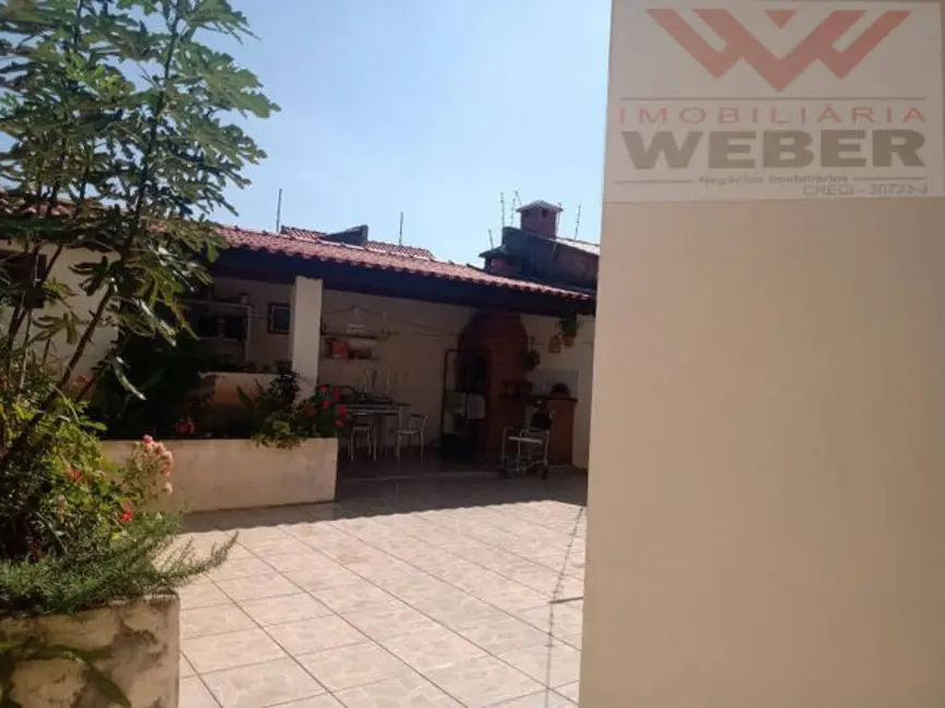 Foto 2 de Casa com 3 quartos à venda em Wanel Ville, Sorocaba - SP