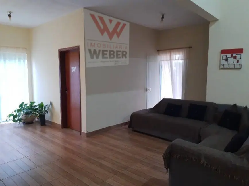 Foto 2 de Chácara com 3 quartos à venda, 1000m2 em Aracoiaba Da Serra - SP