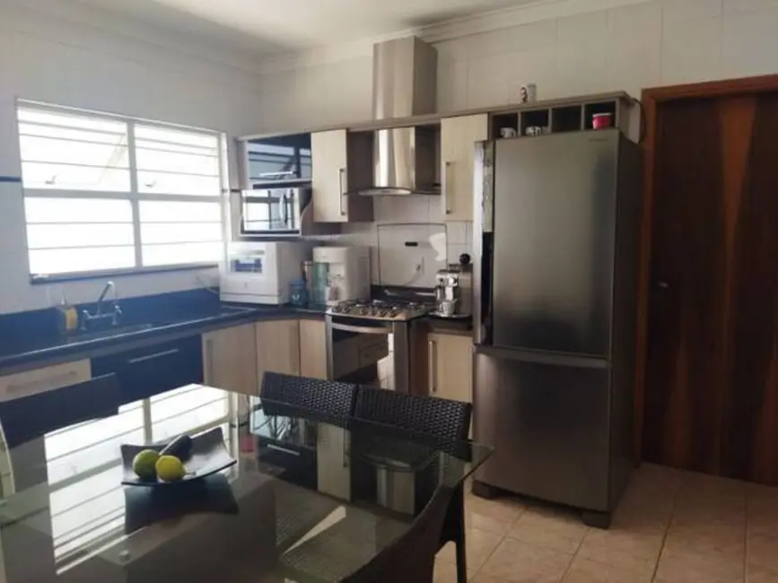 Casa com 2 quartos à venda, 175m2 em Wanel Ville, Sorocaba - SP - imagem 6 Foto 6 de Casa com 2 quartos à venda, 175m2 em Wanel Ville, Sorocaba - SP