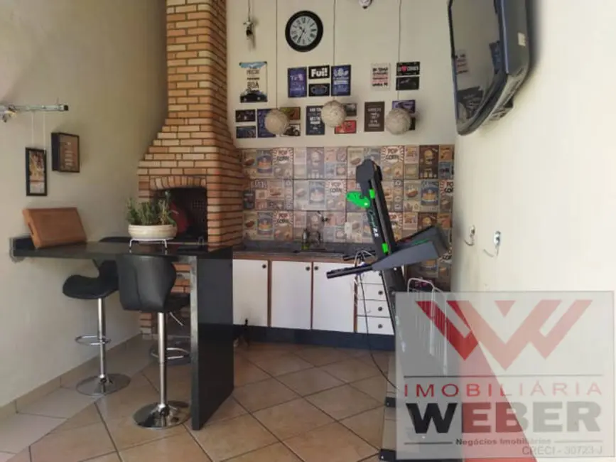 Casa com 2 quartos à venda, 175m2 em Wanel Ville, Sorocaba - SP - imagem 3 Foto 3 de Casa com 2 quartos à venda, 175m2 em Wanel Ville, Sorocaba - SP