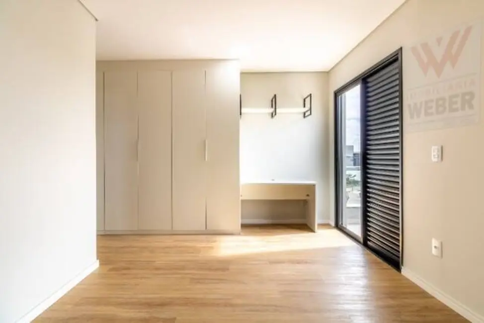 Casa com 3 quartos à venda, 310m2 em Sorocaba - SP - imagem 2 Foto 2 de Casa com 3 quartos à venda, 310m2 em Sorocaba - SP
