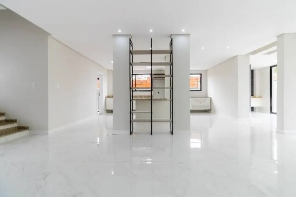 Casa com 3 quartos à venda, 310m2 em Sorocaba - SP - imagem 3 Foto 3 de Casa com 3 quartos à venda, 310m2 em Sorocaba - SP