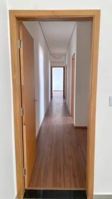 Casa com 3 quartos à venda, 275m2 em Aparecidinha, Sorocaba - SP - imagem 6 Foto 6 de Casa com 3 quartos à venda, 275m2 em Aparecidinha, Sorocaba - SP