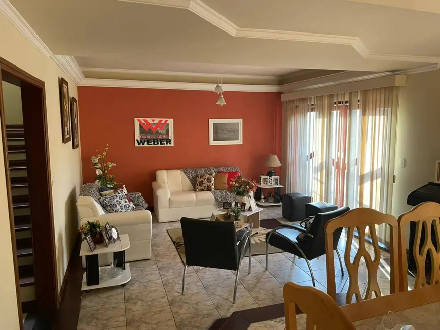 Foto 7 de Casa com 6 quartos à venda, 250m2 em Granja Olga I, Sorocaba - SP