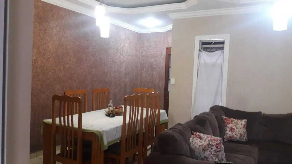 Foto 2 de Casa com 3 quartos à venda, 125m2 em Vivendas do Lago, Sorocaba - SP