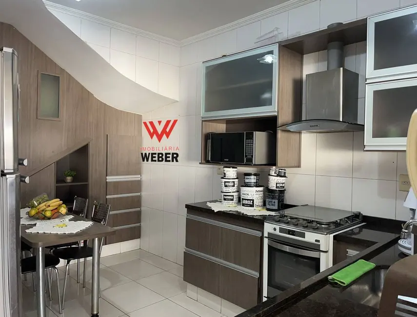 Casa com 3 quartos à venda, 160m2 em Jardim Wanel Ville V, Sorocaba - SP - imagem 4 Foto 4 de Casa com 3 quartos à venda, 160m2 em Jardim Wanel Ville V, Sorocaba - SP