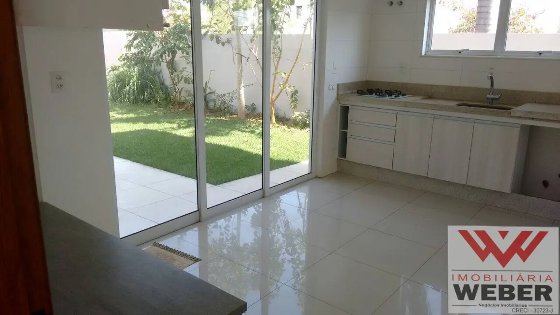 Casa de Condomínio com 4 quartos à venda e para alugar, 300m2 em Iporanga, Sorocaba - SP - imagem 5 Foto 5 de Casa de Condomínio com 4 quartos à venda e para alugar, 300m2 em Iporanga, Sorocaba - SP