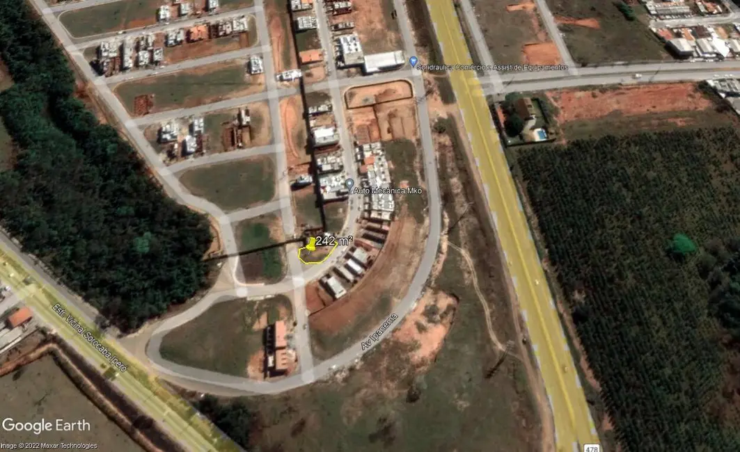 Foto 4 de Terreno / Lote à venda, 242m2 em Caguassu, Sorocaba - SP