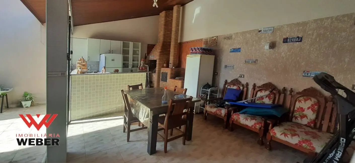 Foto 2 de Casa com 3 quartos à venda, 280m2 em Granja Olga II, Sorocaba - SP