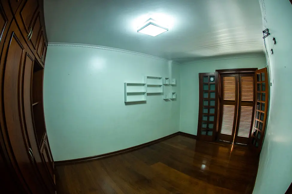 Casa com 4 quartos à venda, 1000m2 em Jardim Simus, Sorocaba - SP - imagem 5 Foto 5 de Casa com 4 quartos à venda, 1000m2 em Jardim Simus, Sorocaba - SP