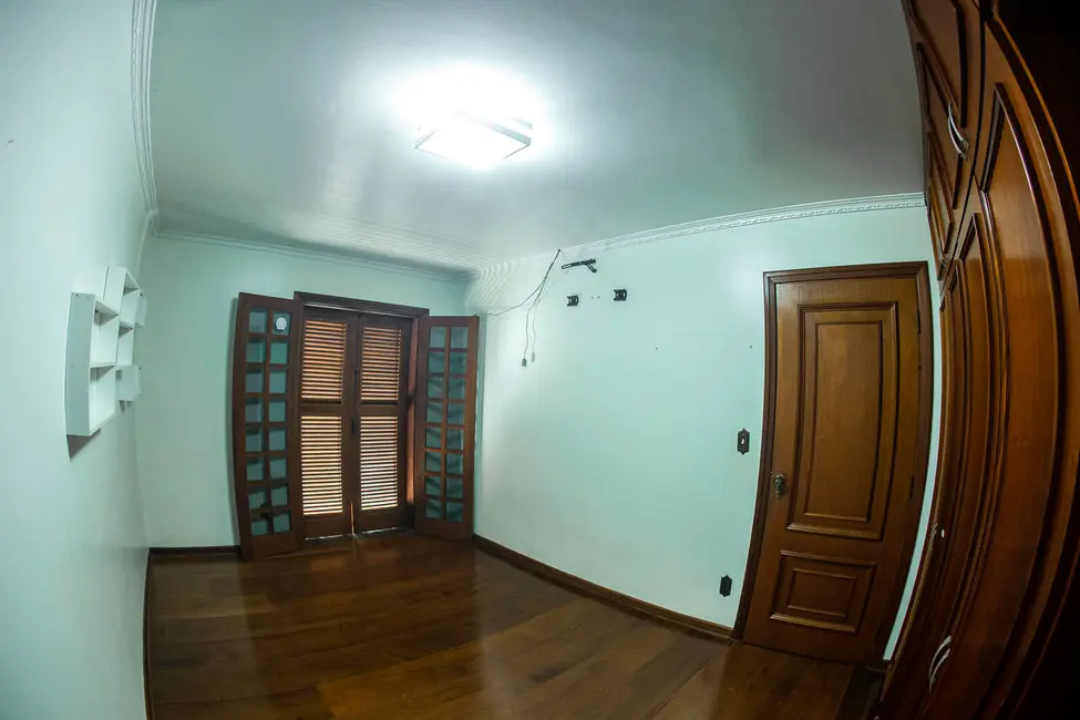 Casa com 4 quartos à venda, 1000m2 em Jardim Simus, Sorocaba - SP - imagem 9 Foto 9 de Casa com 4 quartos à venda, 1000m2 em Jardim Simus, Sorocaba - SP