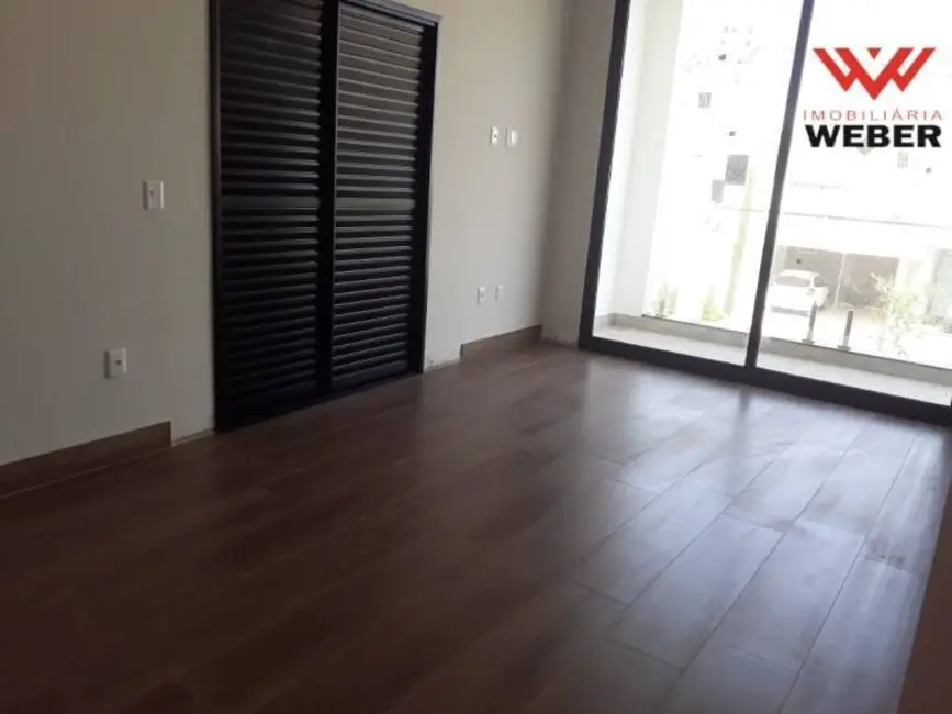 Casa com 3 quartos à venda, 300m2 em Jardim do Paço, Sorocaba - SP - imagem 4 Foto 4 de Casa com 3 quartos à venda, 300m2 em Jardim do Paço, Sorocaba - SP