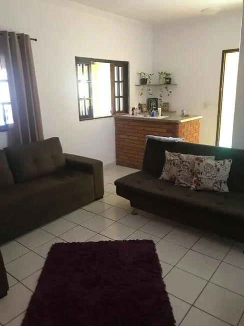 Casa com 3 quartos à venda, 225m2 em Conjunto Habitacional Júlio de Mesquita Filho, Sorocaba - SP - imagem 3 Foto 3 de Casa com 3 quartos à venda, 225m2 em Conjunto Habitacional Júlio de Mesquita Filho, Sorocaba - SP