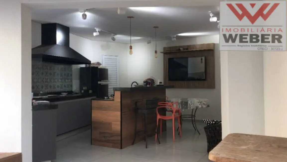 Sobrado com 3 quartos à venda em Aparecidinha, Sorocaba - SP - imagem 7 Foto 7 de Sobrado com 3 quartos à venda em Aparecidinha, Sorocaba - SP