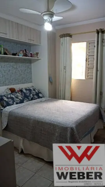 Casa com 2 quartos à venda em Wanel Ville, Sorocaba - SP - imagem 3 Foto 3 de Casa com 2 quartos à venda em Wanel Ville, Sorocaba - SP