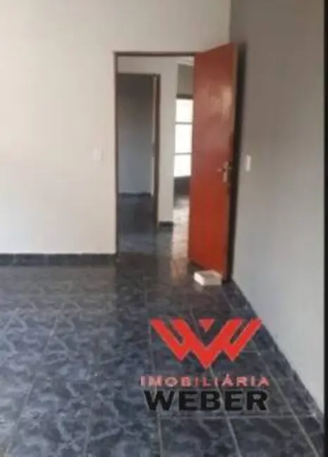 Casa com 2 quartos à venda e para alugar, 200m2 em Wanel Ville, Sorocaba - SP - imagem 3 Foto 3 de Casa com 2 quartos à venda e para alugar, 200m2 em Wanel Ville, Sorocaba - SP