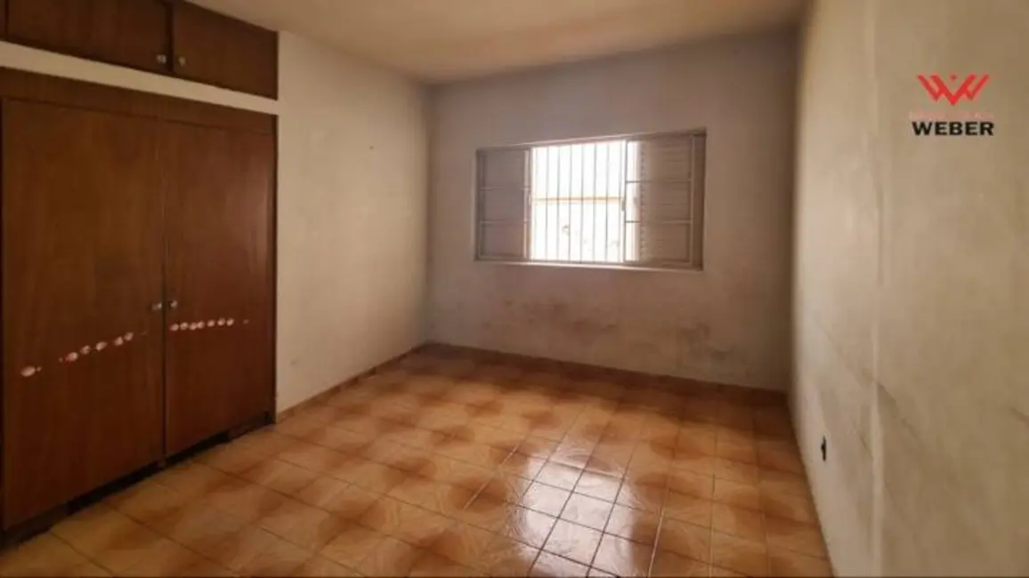 Casa com 3 quartos à venda, 330m2 em Jardim Simus, Sorocaba - SP - imagem 9 Foto 9 de Casa com 3 quartos à venda, 330m2 em Jardim Simus, Sorocaba - SP