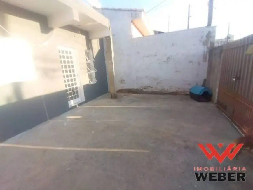 Foto 2 de Casa com 2 quartos à venda, 146m2 em Jardim Montreal, Sorocaba - SP