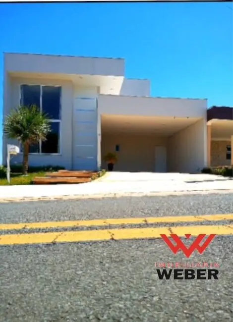 Casa com 3 quartos à venda, 300m2 em Jardim Wanel Ville V, Sorocaba - SP - imagem 3 Foto 3 de Casa com 3 quartos à venda, 300m2 em Jardim Wanel Ville V, Sorocaba - SP
