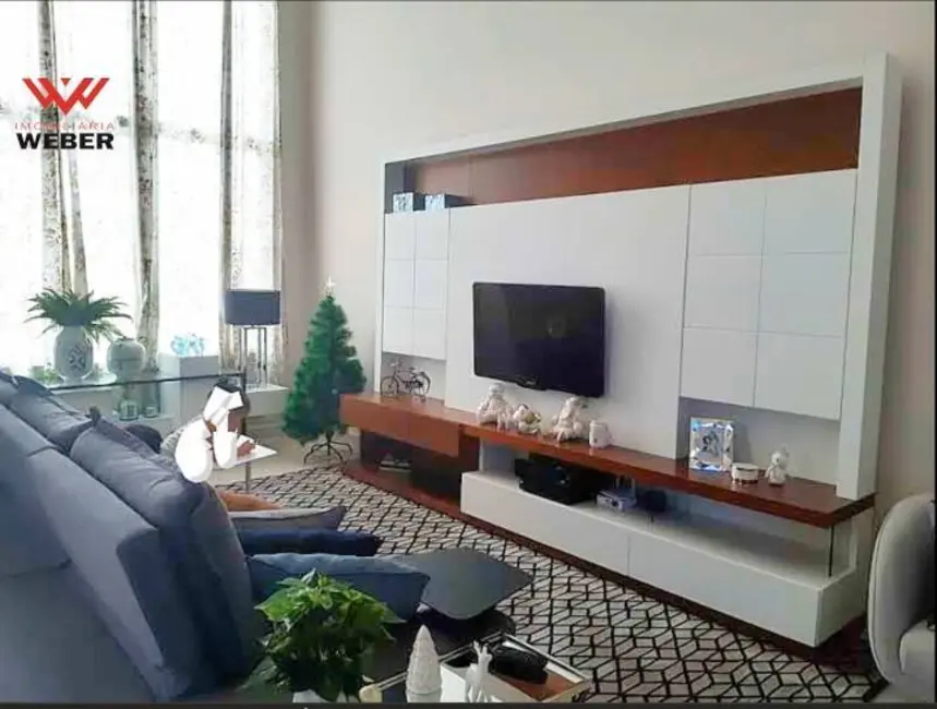 Casa com 3 quartos à venda, 300m2 em Jardim Wanel Ville V, Sorocaba - SP - imagem 5 Foto 5 de Casa com 3 quartos à venda, 300m2 em Jardim Wanel Ville V, Sorocaba - SP