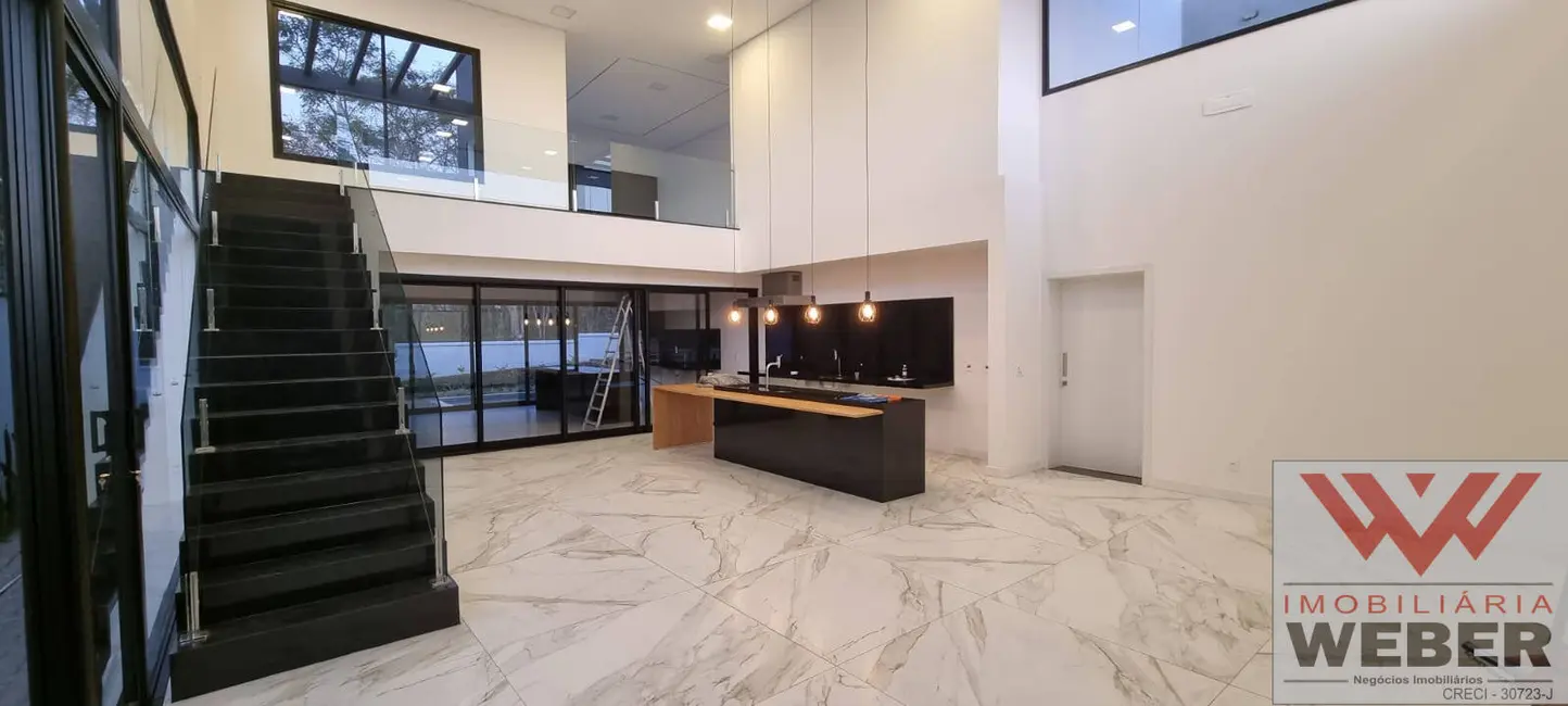 Casa de Condomínio com 3 quartos à venda, 459m2 em Alphaville Nova Esplanada, Votorantim - SP - imagem 7 Foto 7 de Casa de Condomínio com 3 quartos à venda, 459m2 em Alphaville Nova Esplanada, Votorantim - SP