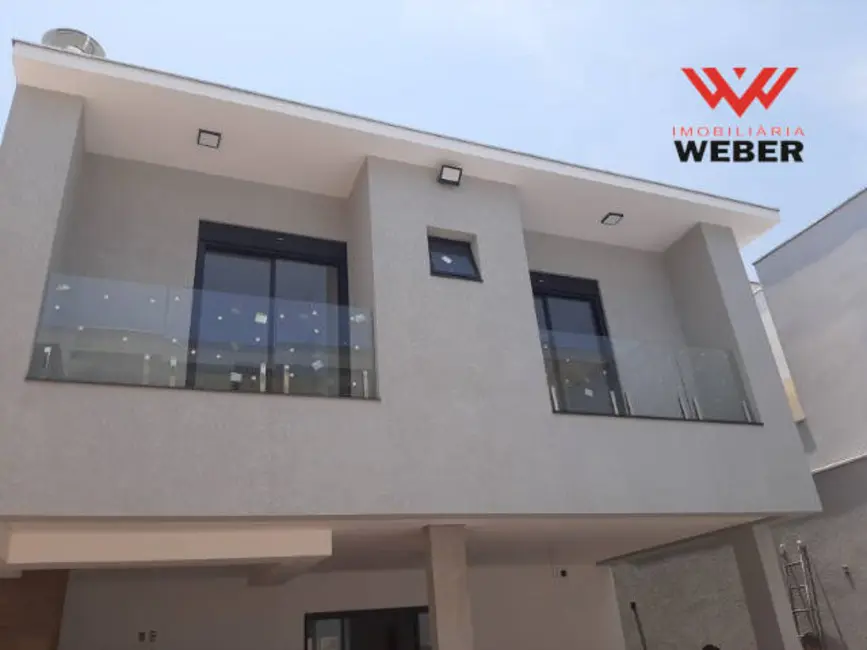 Foto 2 de Casa com 3 quartos à venda, 250m2 em Wanel Ville, Sorocaba - SP