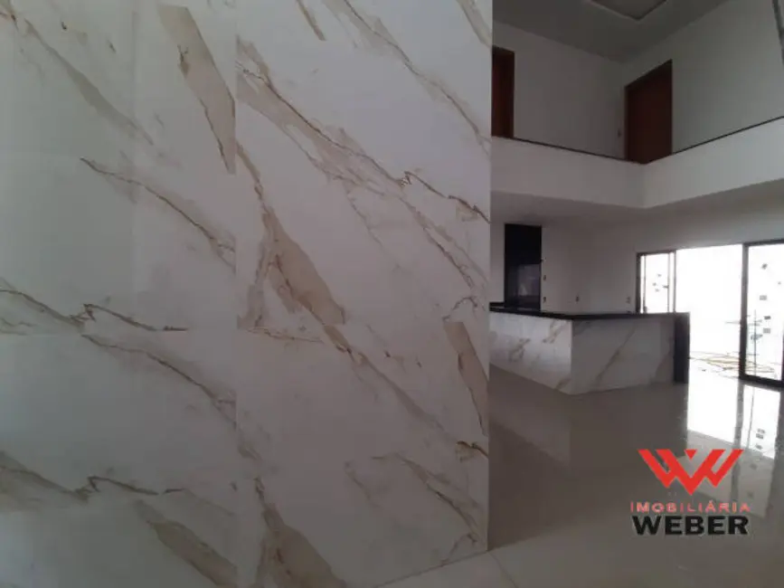 Casa com 3 quartos à venda, 250m2 em Wanel Ville, Sorocaba - SP - imagem 4 Foto 4 de Casa com 3 quartos à venda, 250m2 em Wanel Ville, Sorocaba - SP