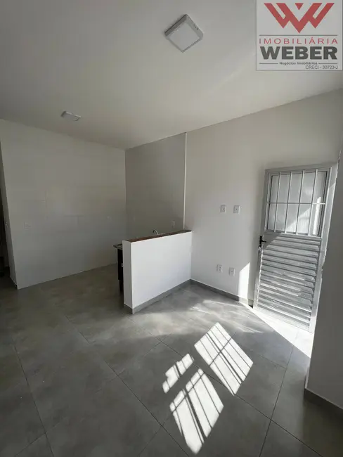 Casa com 2 quartos à venda, 70m2 em Jardim Topázio, Sorocaba - SP - imagem 6 Foto 6 de Casa com 2 quartos à venda, 70m2 em Jardim Topázio, Sorocaba - SP