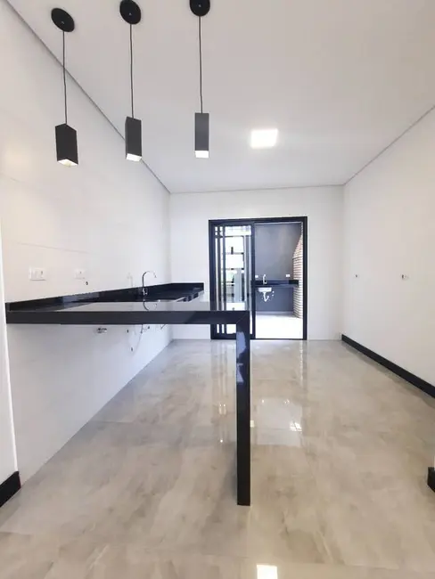 Casa de Condomínio com 3 quartos à venda, 160m2 em Cajuru do Sul, Sorocaba - SP - imagem 4 Foto 4 de Casa de Condomínio com 3 quartos à venda, 160m2 em Cajuru do Sul, Sorocaba - SP