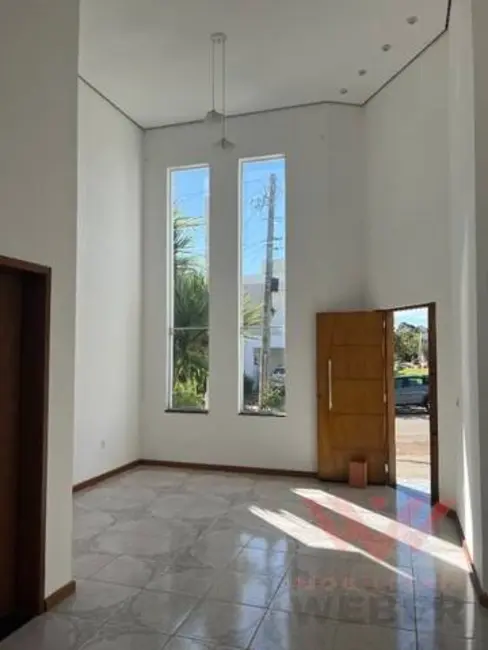 Foto 2 de Casa de Condomínio com 3 quartos para alugar, 250m2 em Brigadeiro Tobias, Sorocaba - SP