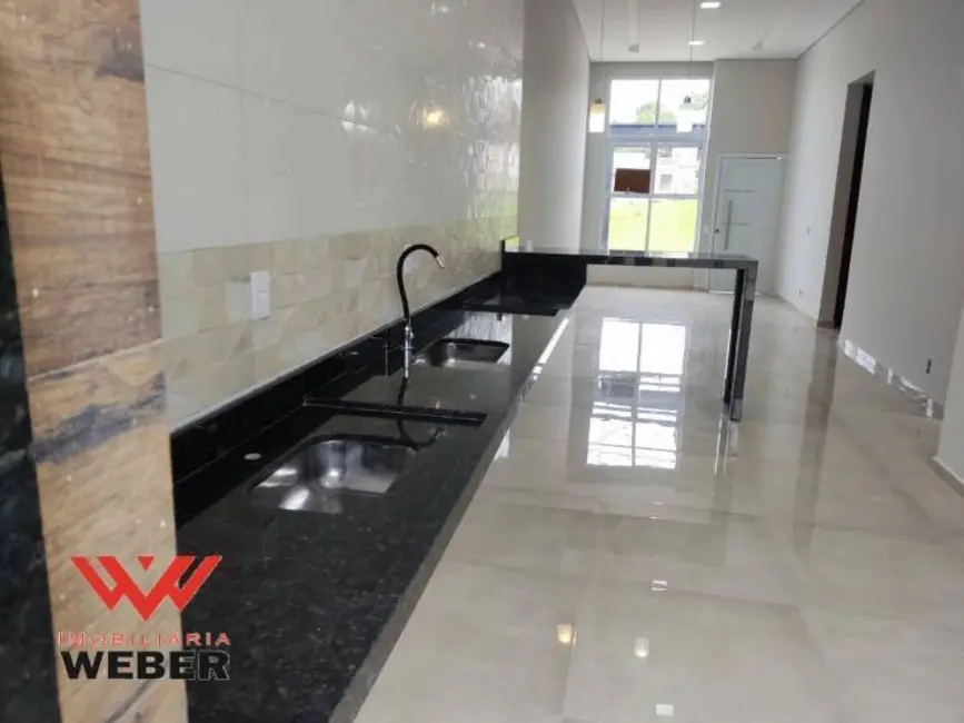 Casa com 3 quartos à venda e para alugar, 150m2 em Horto Florestal, Sorocaba - SP - imagem 7 Foto 7 de Casa com 3 quartos à venda e para alugar, 150m2 em Horto Florestal, Sorocaba - SP