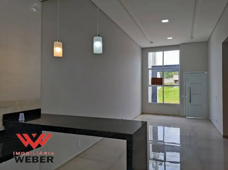 Casa com 3 quartos à venda e para alugar, 150m2 em Horto Florestal, Sorocaba - SP - imagem 5 Foto 5 de Casa com 3 quartos à venda e para alugar, 150m2 em Horto Florestal, Sorocaba - SP