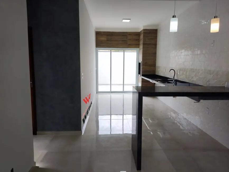 Casa com 3 quartos à venda e para alugar, 150m2 em Horto Florestal, Sorocaba - SP - imagem 3 Foto 3 de Casa com 3 quartos à venda e para alugar, 150m2 em Horto Florestal, Sorocaba - SP