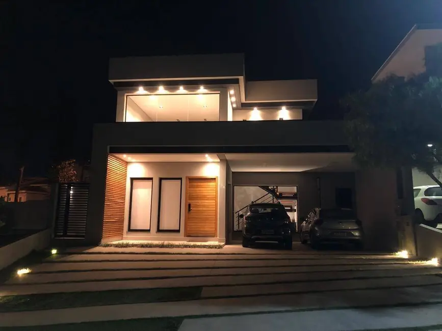 Casa de Condomínio com 3 quartos à venda, 300m2 em Roncáglia, Valinhos - SP - imagem 3 Foto 3 de Casa de Condomínio com 3 quartos à venda, 300m2 em Roncáglia, Valinhos - SP