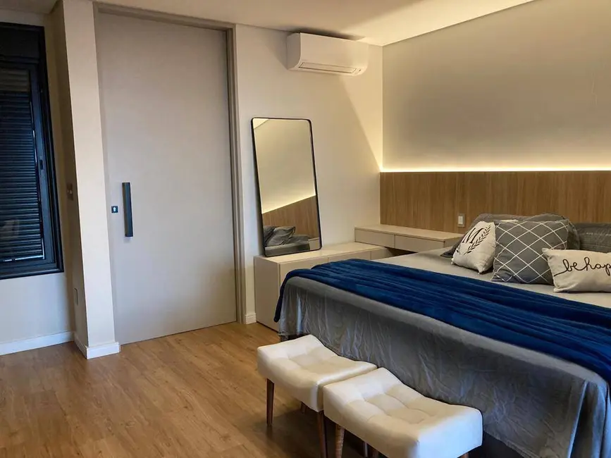 Casa de Condomínio com 3 quartos à venda, 300m2 em Roncáglia, Valinhos - SP - imagem 8 Foto 8 de Casa de Condomínio com 3 quartos à venda, 300m2 em Roncáglia, Valinhos - SP