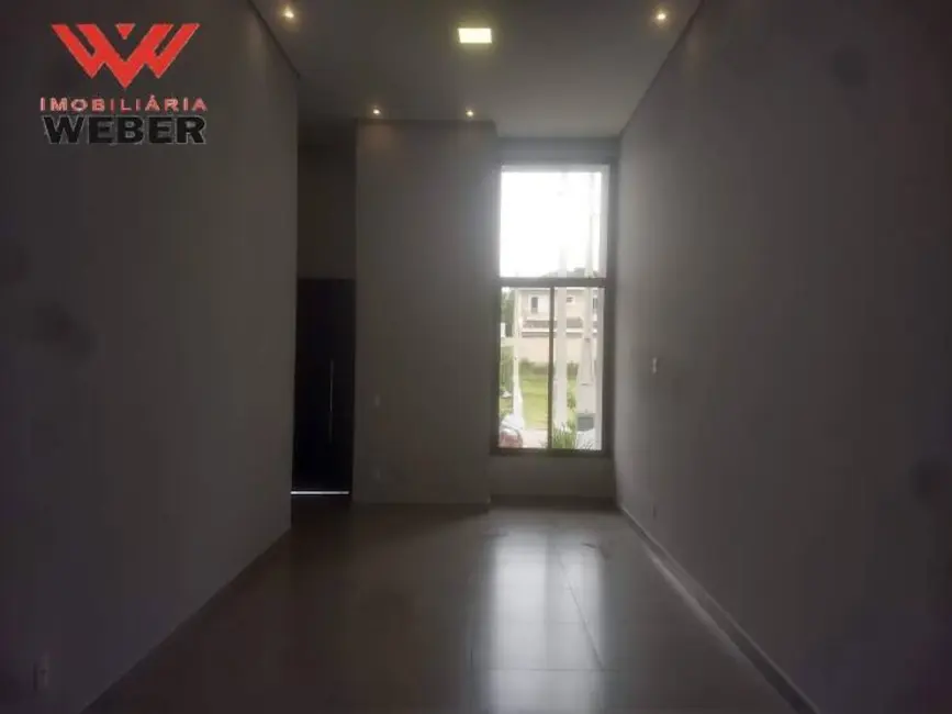 Casa de Condomínio com 3 quartos à venda, 250m2 em Cajuru do Sul, Sorocaba - SP - imagem 3 Foto 3 de Casa de Condomínio com 3 quartos à venda, 250m2 em Cajuru do Sul, Sorocaba - SP
