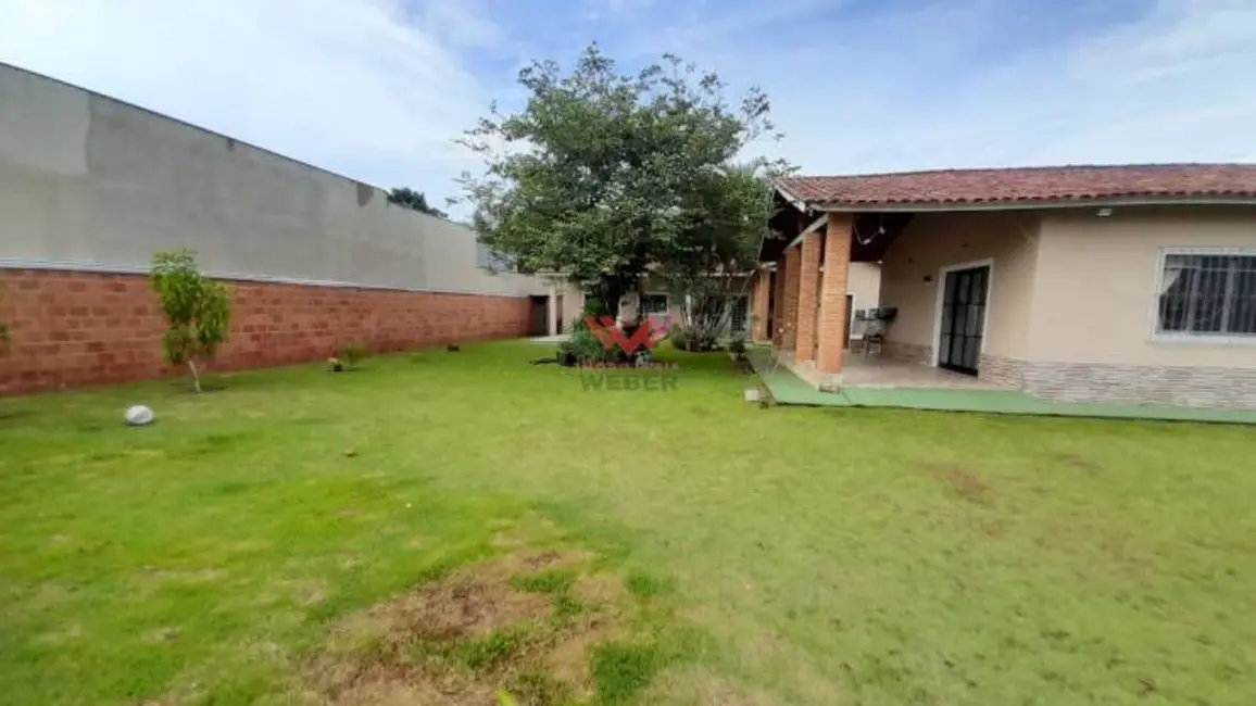 Foto 2 de Chácara com 2 quartos à venda, 1000m2 em Aracoiaba Da Serra - SP