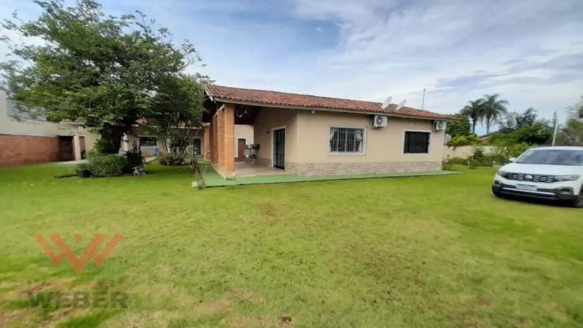 Foto 1 de Chácara com 2 quartos à venda, 1000m2 em Aracoiaba Da Serra - SP