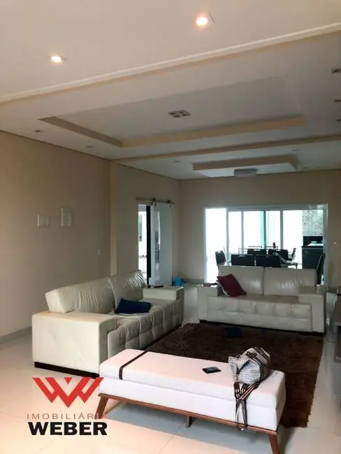 Casa de Condomínio com 4 quartos à venda, 250m2 em Chácaras Reunidas São Jorge, Sorocaba - SP - imagem 8 Foto 8 de Casa de Condomínio com 4 quartos à venda, 250m2 em Chácaras Reunidas São Jorge, Sorocaba - SP