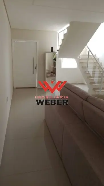 Casa de Condomínio com 3 quartos à venda, 250m2 em Chácaras Reunidas São Jorge, Sorocaba - SP - imagem 4 Foto 4 de Casa de Condomínio com 3 quartos à venda, 250m2 em Chácaras Reunidas São Jorge, Sorocaba - SP