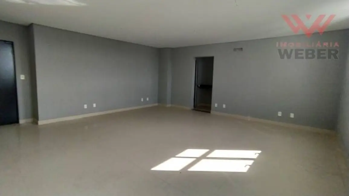 Foto 4 de Sala Comercial para alugar, 200m2 em Jardim Emília, Sorocaba - SP