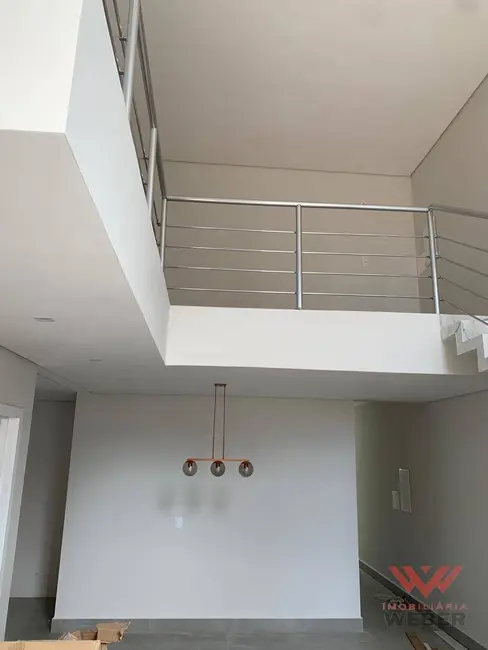 Casa de Condomínio com 3 quartos à venda, 250m2 em Chácaras Reunidas São Jorge, Sorocaba - SP - imagem 3 Foto 3 de Casa de Condomínio com 3 quartos à venda, 250m2 em Chácaras Reunidas São Jorge, Sorocaba - SP