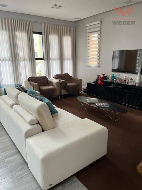 Foto 1 de Casa de Condomínio à venda, 300m2 em Chácaras Reunidas São Jorge, Sorocaba - SP