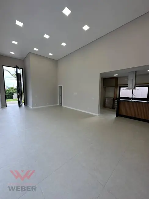 Foto 5 de Casa de Condomínio à venda, 250m2 em Votorantim - SP