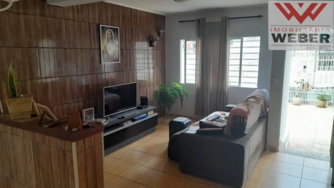 Casa com 3 quartos à venda, 200m2 em Jardim Sandra, Sorocaba - SP - imagem 5 Foto 5 de Casa com 3 quartos à venda, 200m2 em Jardim Sandra, Sorocaba - SP